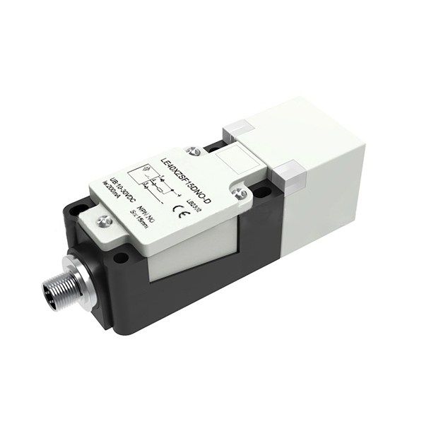 Picture of Analog Output Inductive Proximity Switch, Flush/Non-flush