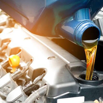 Accelerometer and vibration sensor of gas engine