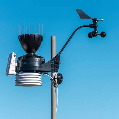 Air quality testing station