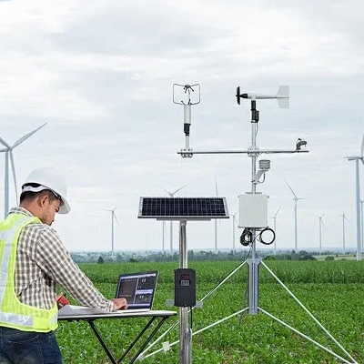 Ambient temperature sensor for meteorological monitoring