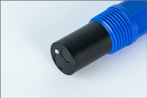 Contacting conductivity sensor details
