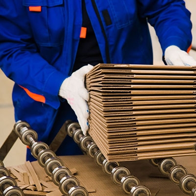 Laser through beam photoelectric sensor for packaging production