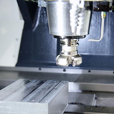 Laser through beam photoelectric sensor for workpiece positioning