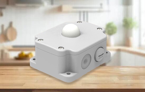 Light intensity transmitter details