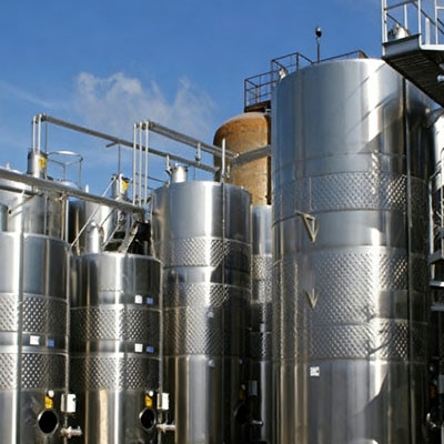 Magnetostrictive liquid level sensor for liquid level measurement