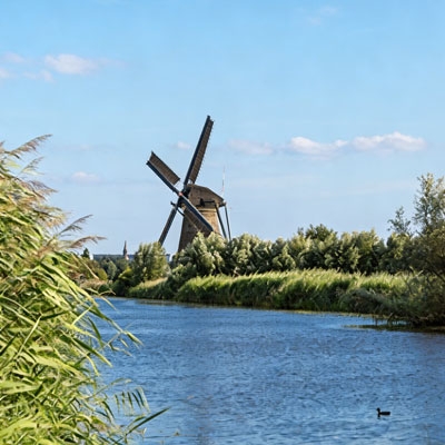 Magnetostrictive liquid level sensor for open channel irrigation