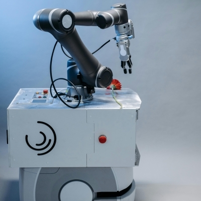 Photoelectric encoder for robot