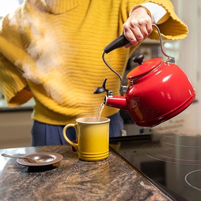 Residential water flow sensor for tea maker