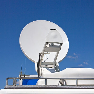 Rotary angle sensor of satellite antenna plane