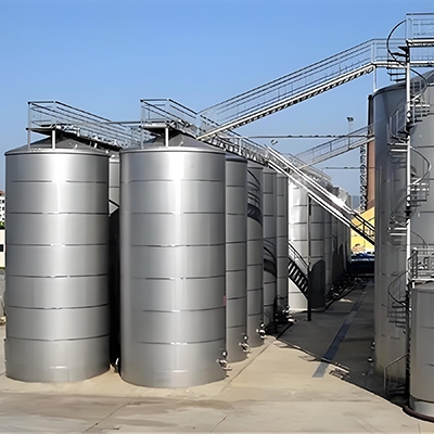 Sealed tanks
